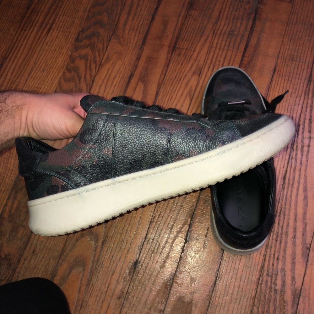 Burberry Lakemore Men’s Shoe - Picture 4 of 8